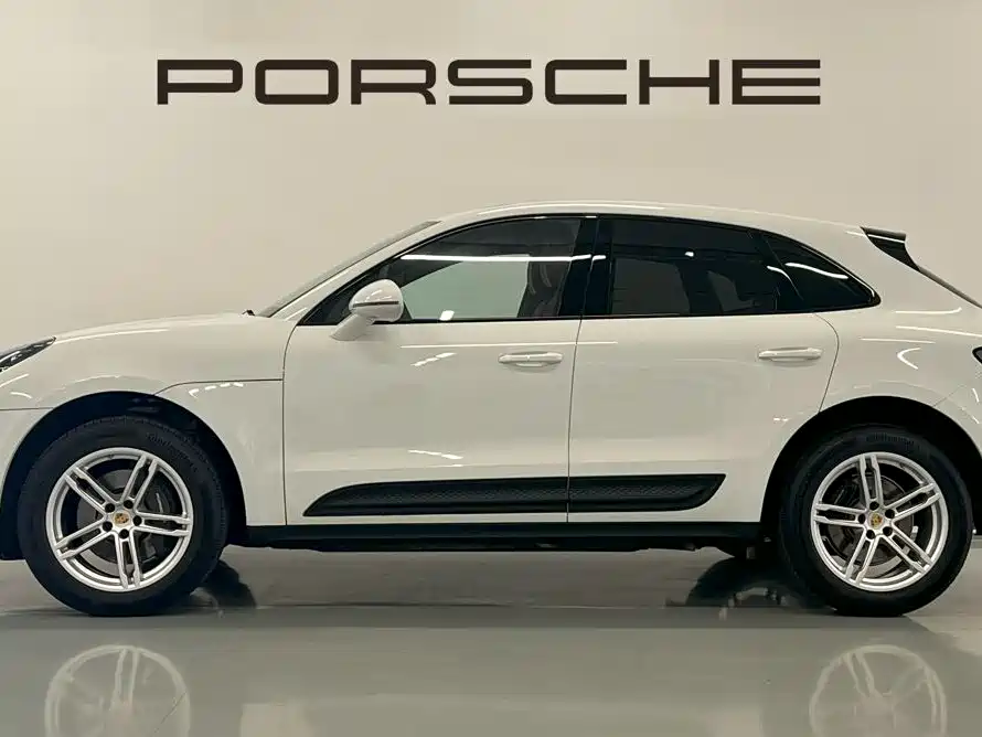 Porsche Macan 2024 — фото 3