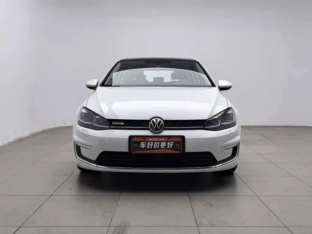 Volkswagen Golf Pure Electric 2020 — фото 3