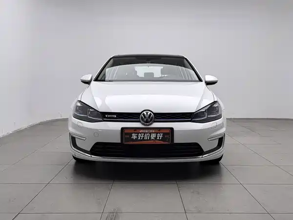 Volkswagen Golf Pure Electric 2020