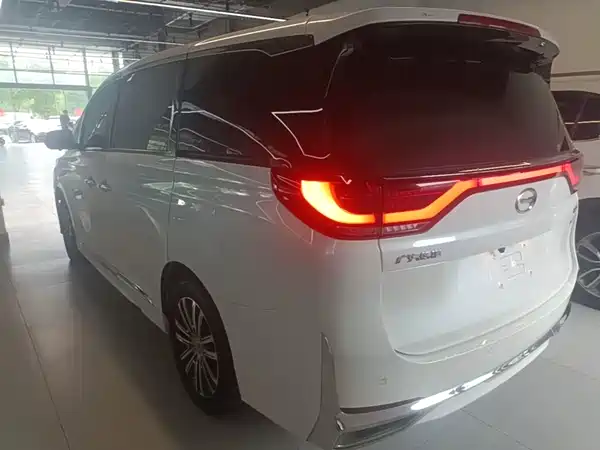 GAC Trumpchi M8 2021