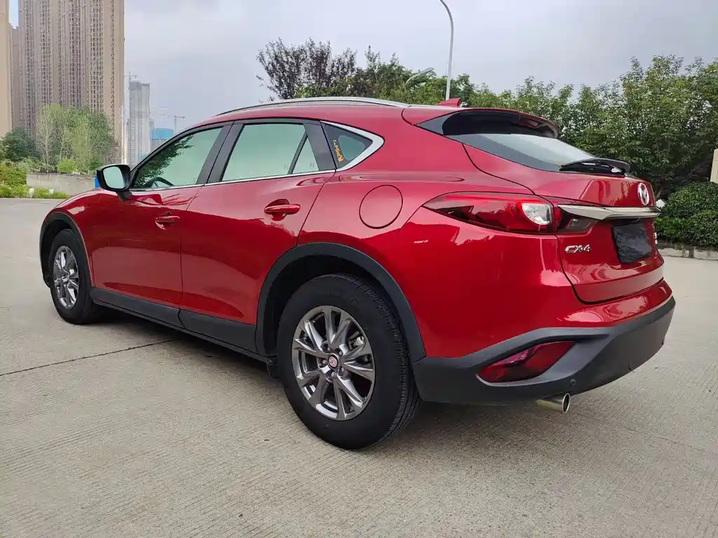 Mazda CX-4 2018 — фото 9