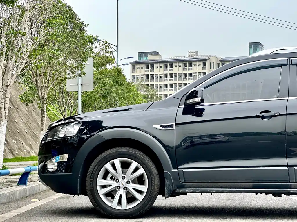 Chevrolet Captiva 2015 — фото 8