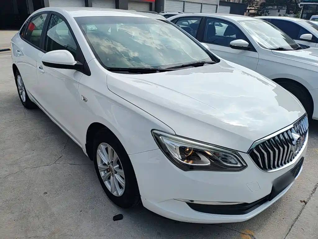 Buick Excelle 2016 — фото 22