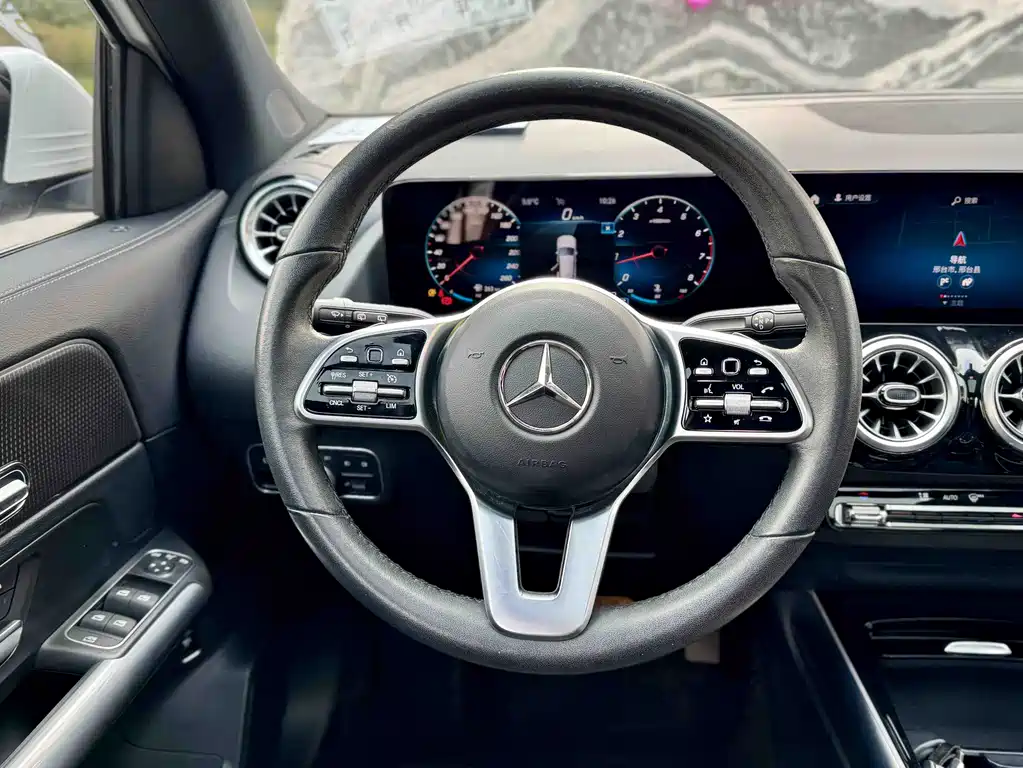 Mercedes-Benz GLA 2021 — фото 8