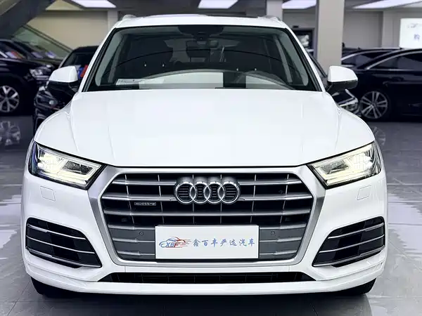 Audi Q5L 2019
