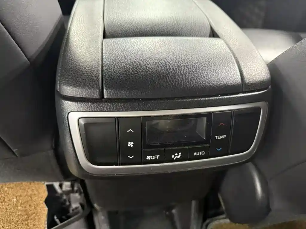 Toyota Highlander 2019 — фото 10