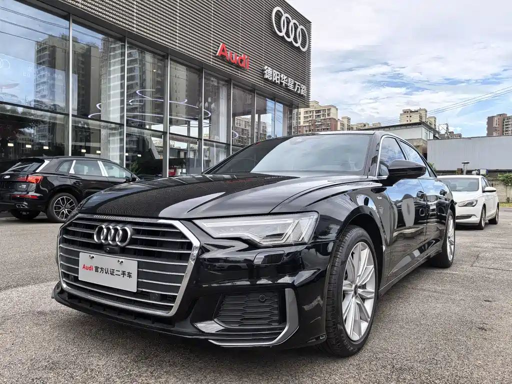 Audi A6L 2022 — фото 1
