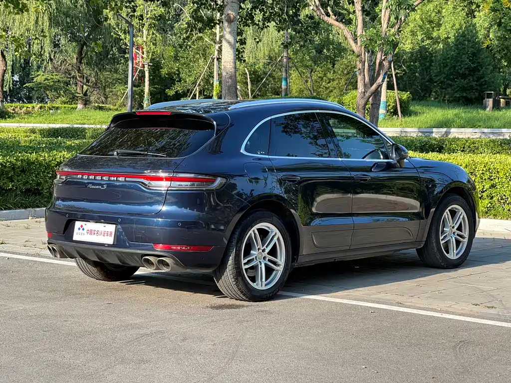 Porsche Macan 2020 — фото 20