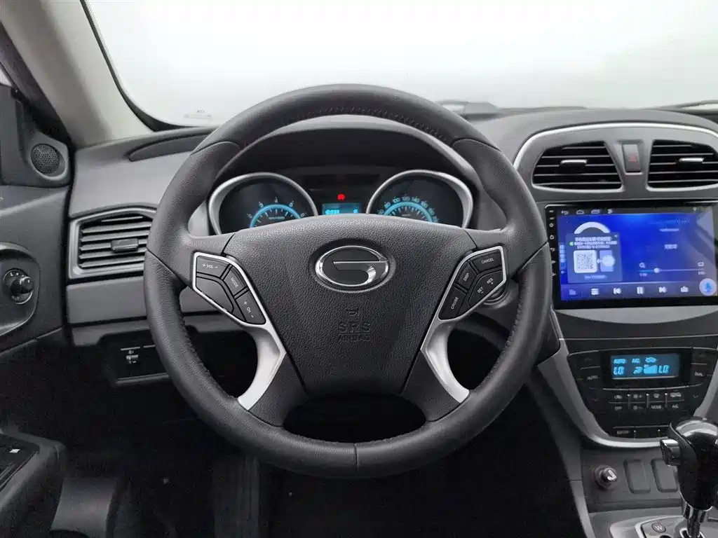 GAC Motor Trumpchi GS5 2014 — фото 11