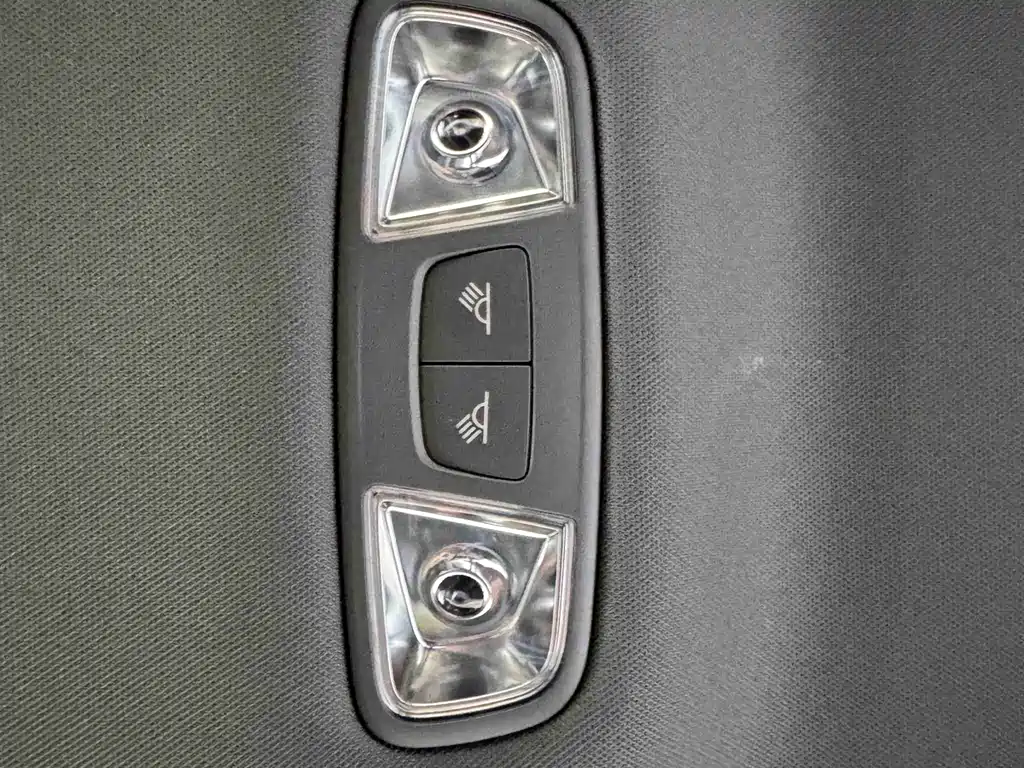 Audi A3 2023 — фото 33