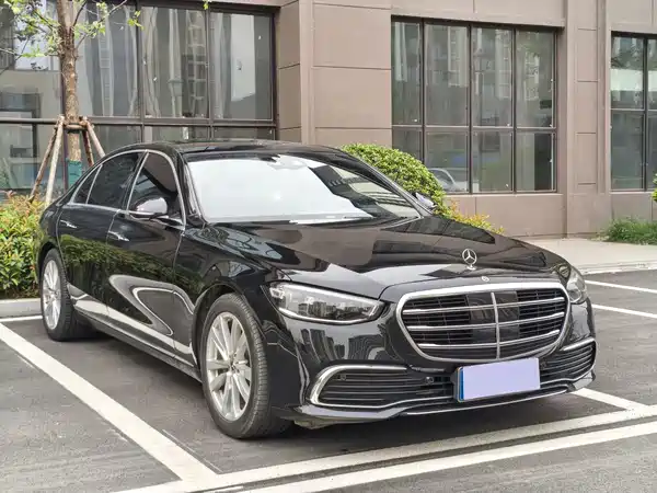 Mercedes-Benz S-Class 2022