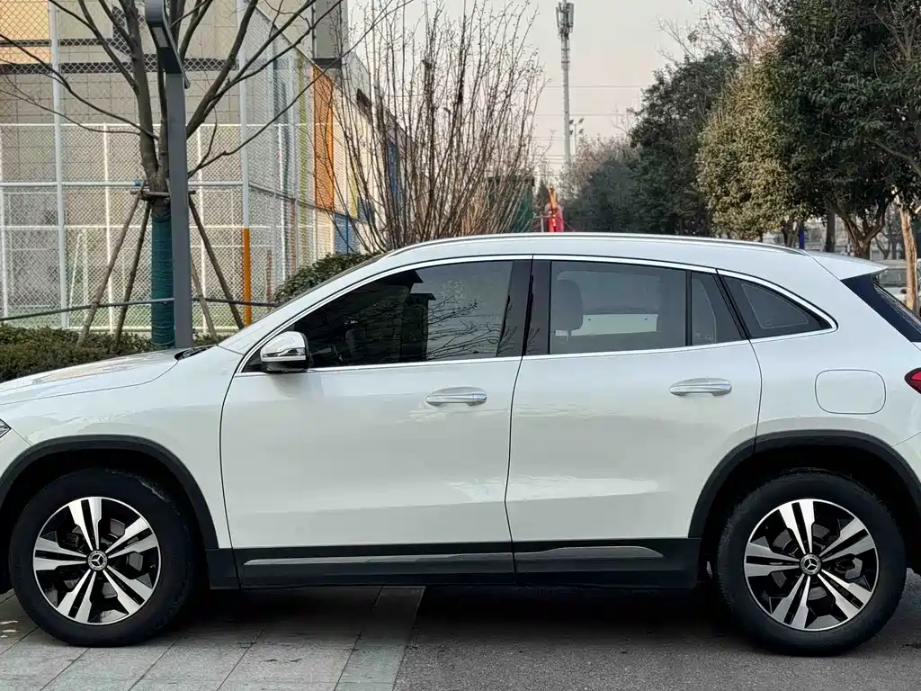 Mercedes-Benz GLA 2021 — фото 4