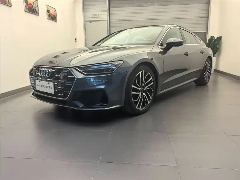 Audi A7 2025 — фото 1