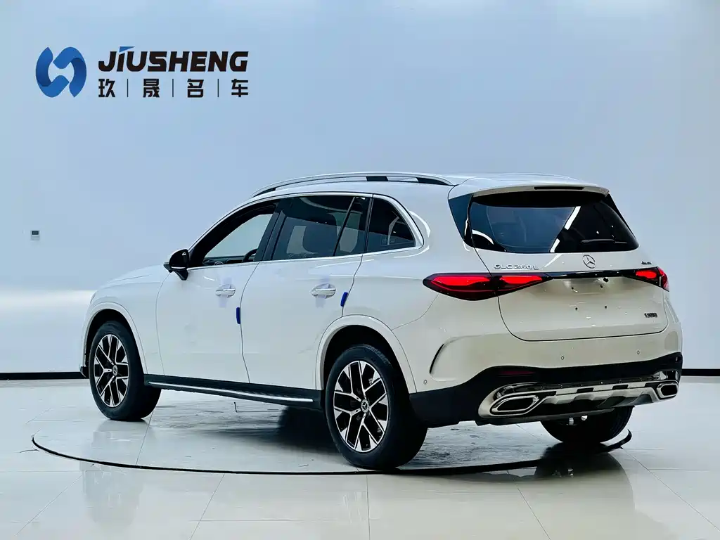 Mercedes-Benz GLC 2023