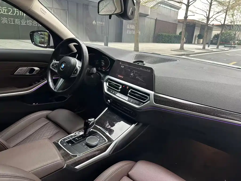 BMW 3 Series 2022 — фото 10