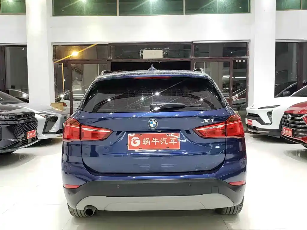 BMW X1 2016 — фото 12