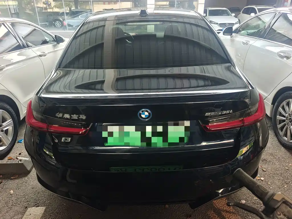 BMW i3 2023