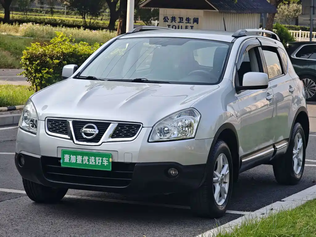 Nissan Qashqai 2012 — фото 1
