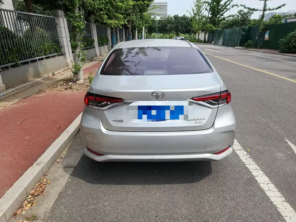 Toyota Corolla 2022 — фото 10