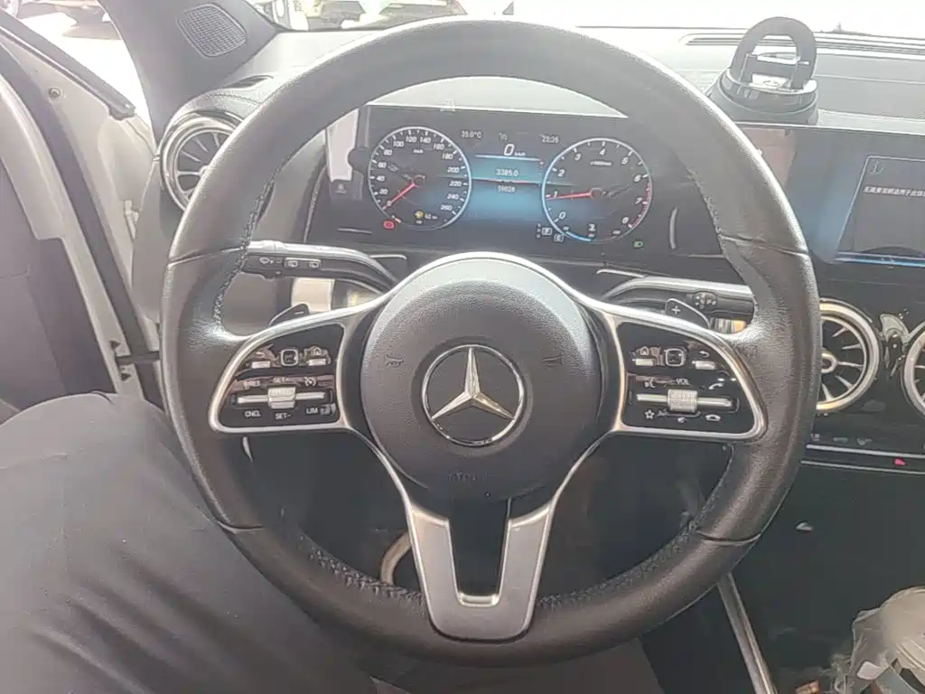 Mercedes-Benz GLB 2020 — фото 11