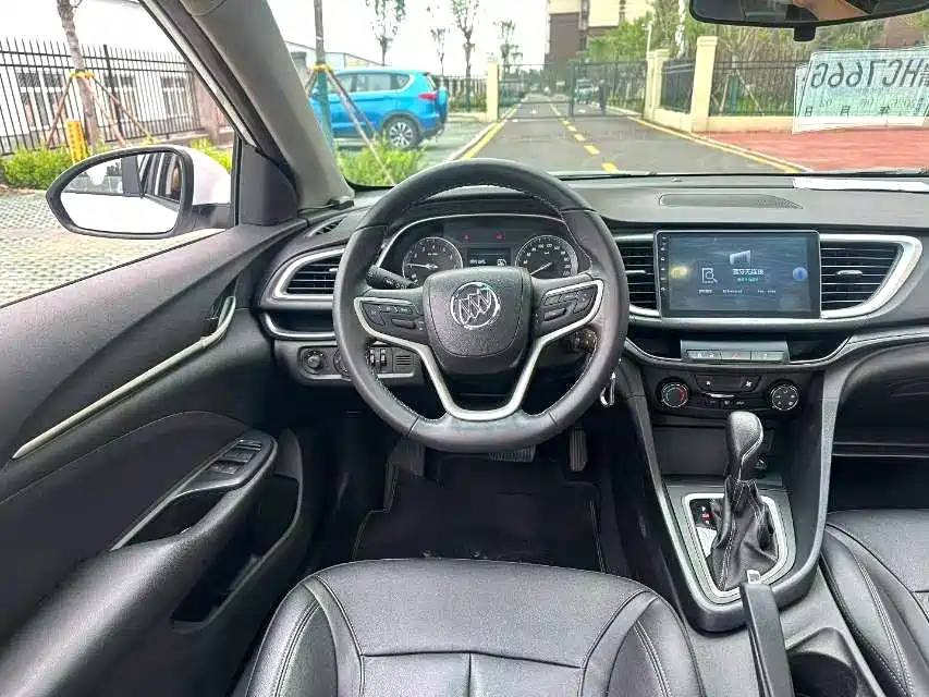 Buick Excelle 2018 — фото 8