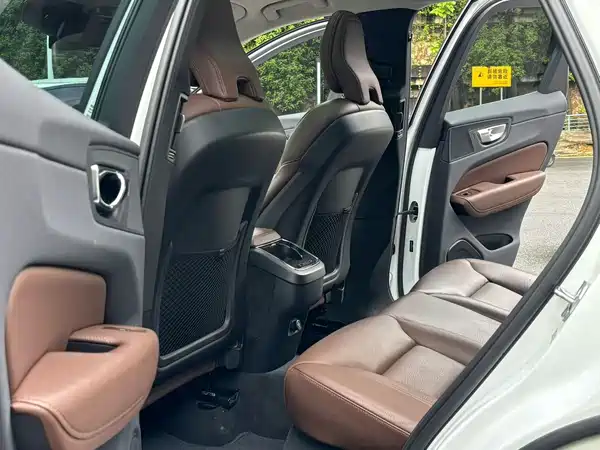 Volvo XC60 2020