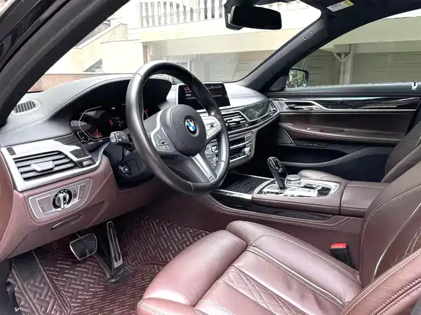 BMW 7 Series 2023