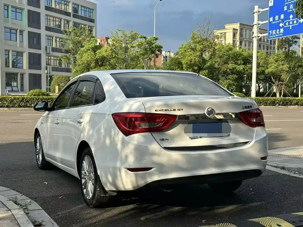 Buick Excelle 2015