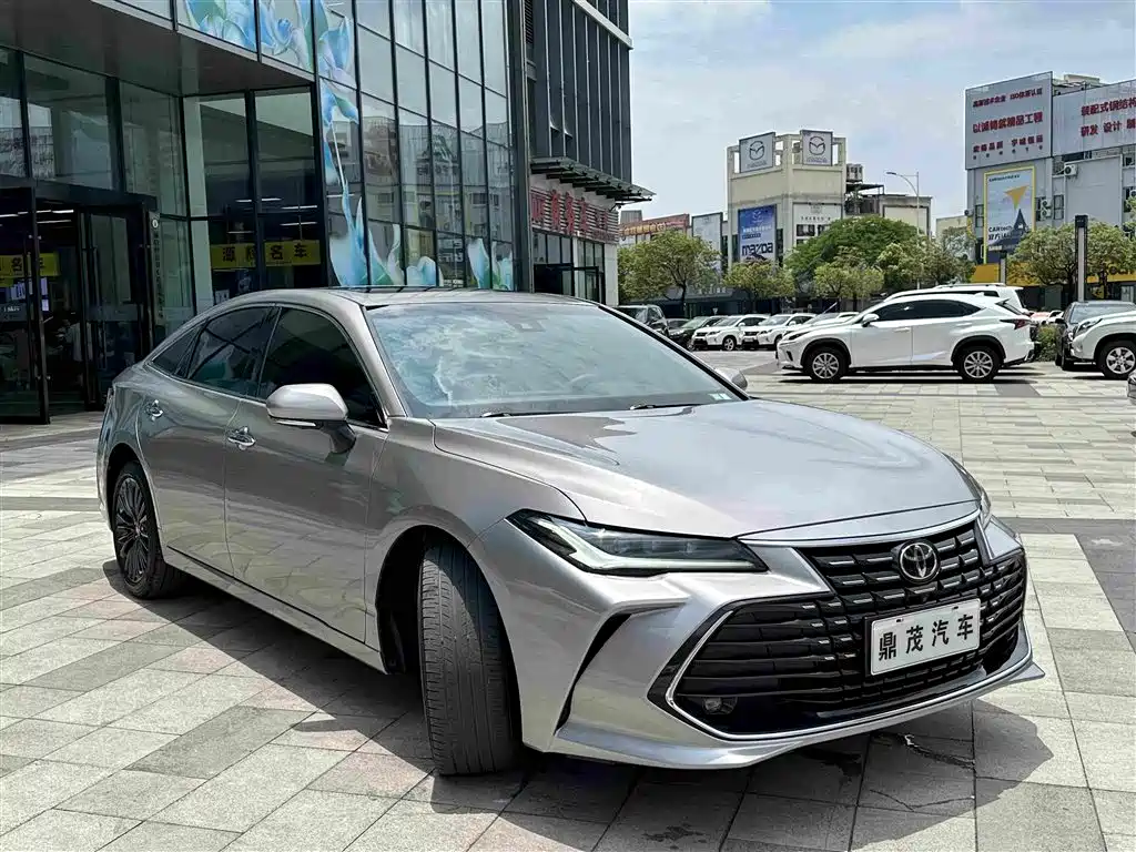 Toyota Avalon 2023