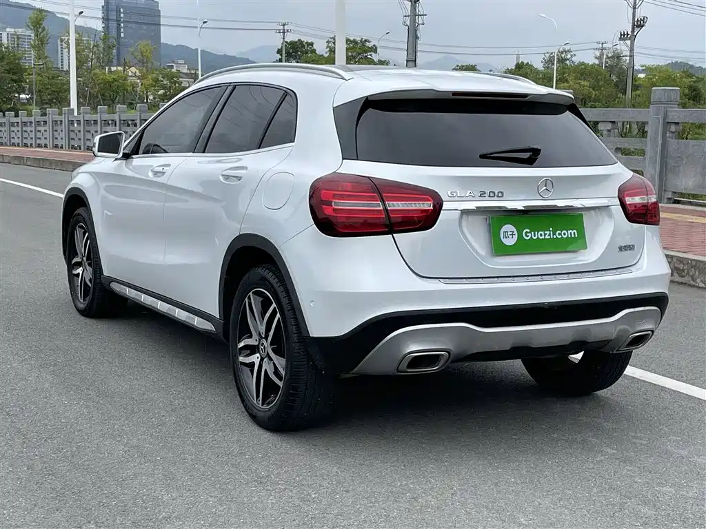 Mercedes-Benz GLA 2018 — фото 5