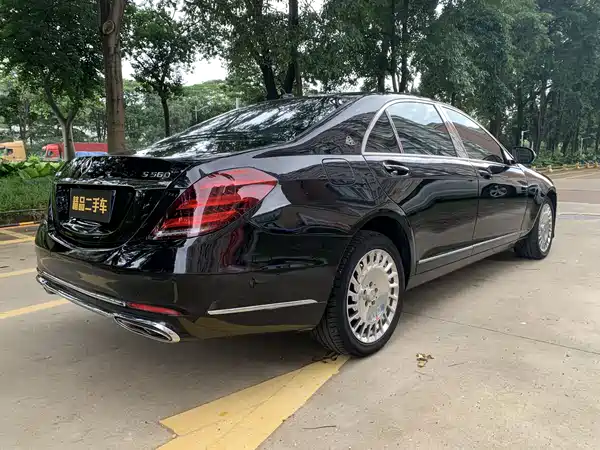 Mercedes-Benz S-Class 2010