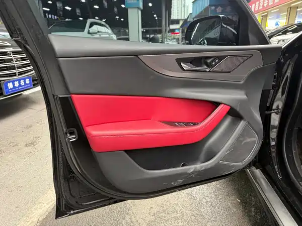 Jaguar XEL 2024