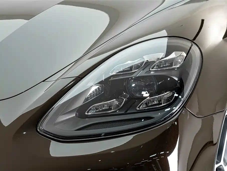 Porsche Panamera 2022 — фото 4