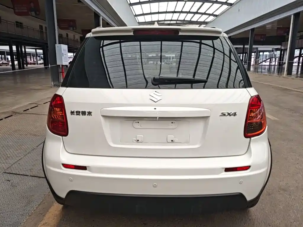 Suzuki SX4 2018 — фото 6