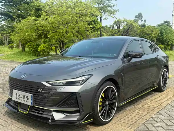 Changan UNI-V 2022