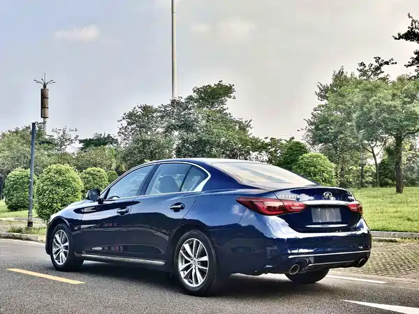 Infiniti Q50L 2020