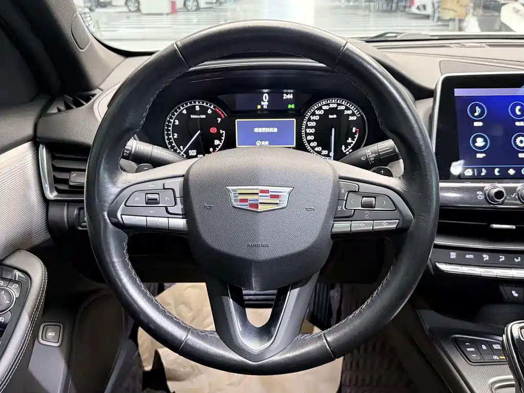 Cadillac CT5 2020 — фото 9