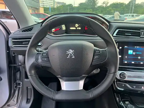 Peugeot 308 2018