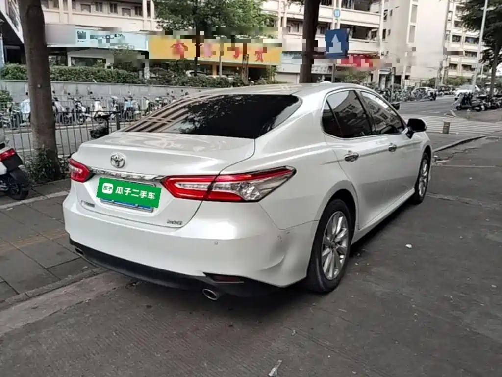 Toyota Camry 2020 — фото 7