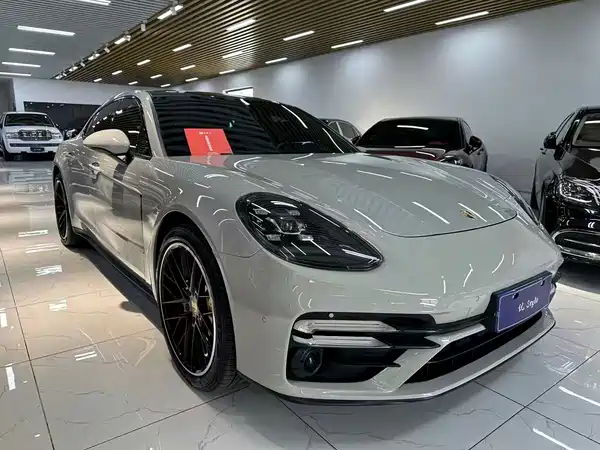 Porsche Panamera 2019
