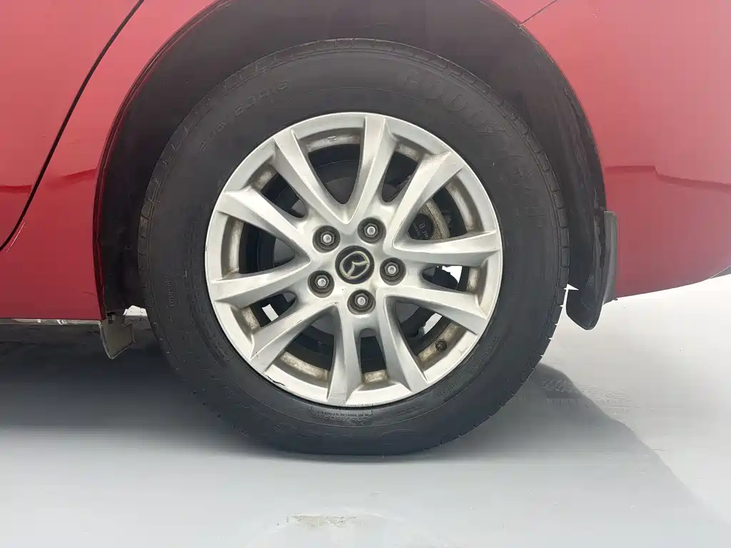 Mazda 3 Axela 2018 — фото 11
