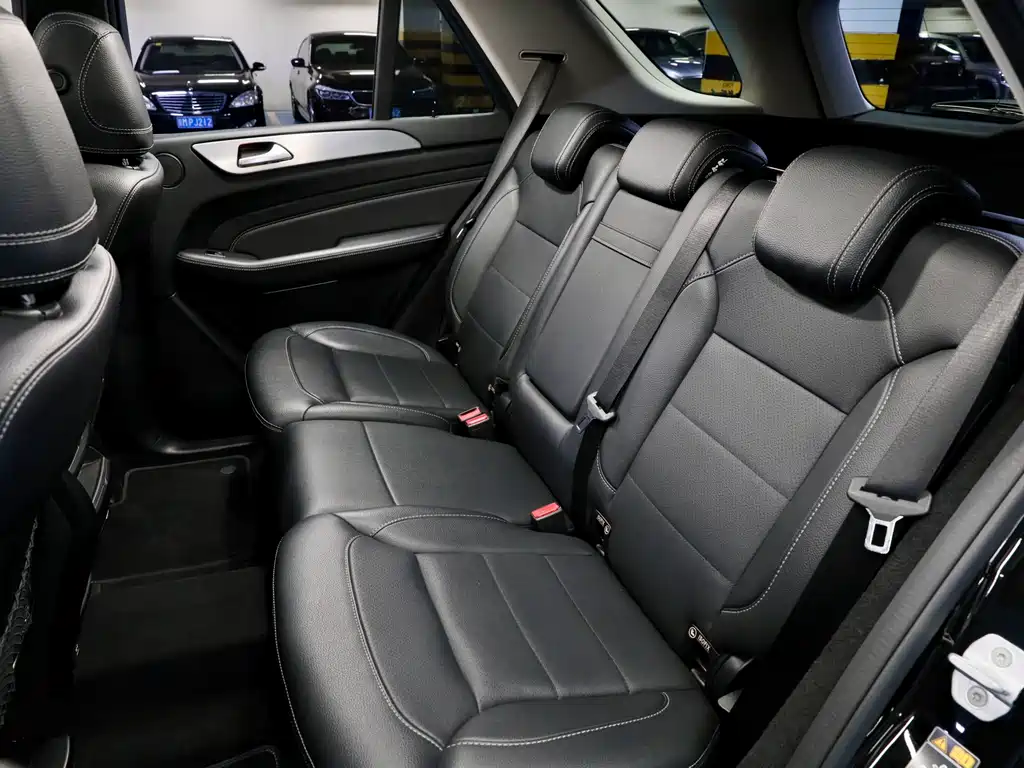 Mercedes-Benz M-Class 2013 — фото 11