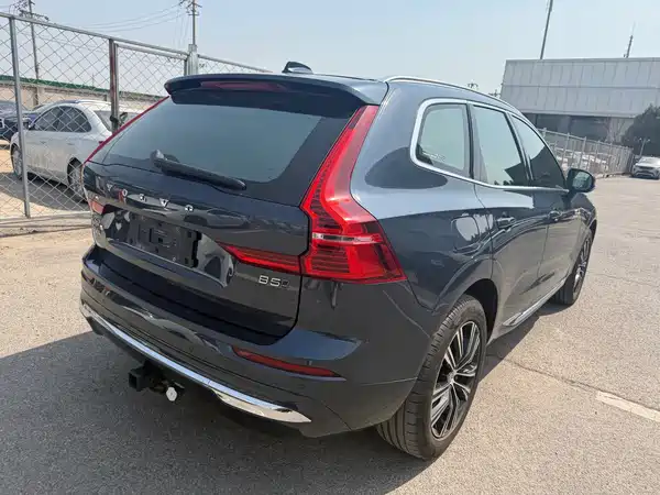 Volvo XC60 2022