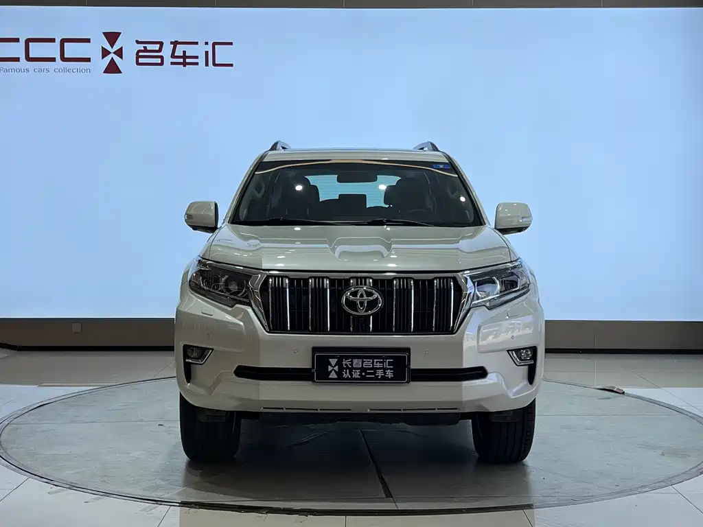 Toyota Prado 2020 — фото 2