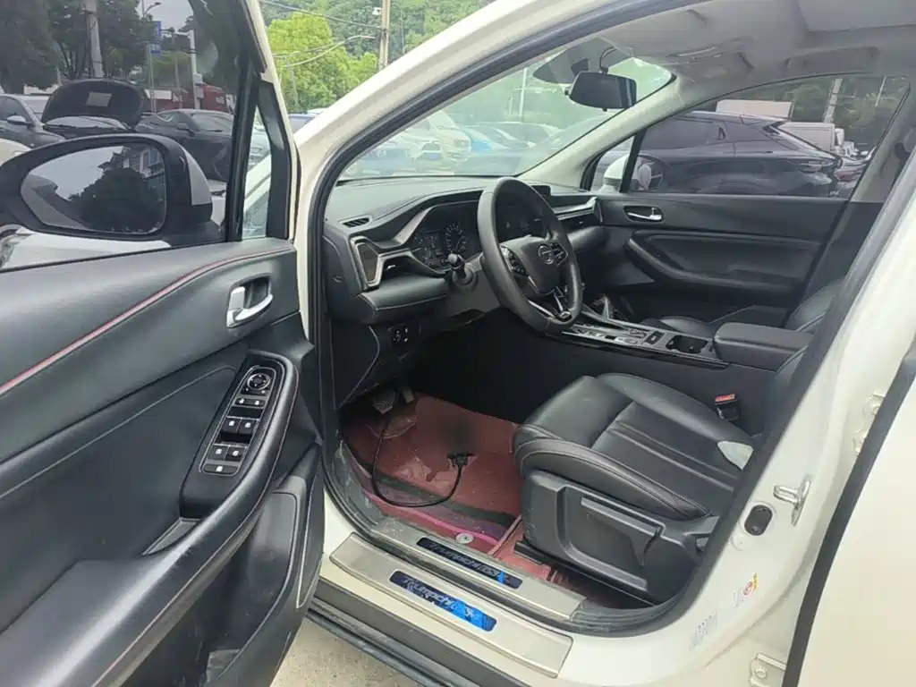 GAC Motor Trumpchi GS4 2020 — фото 16