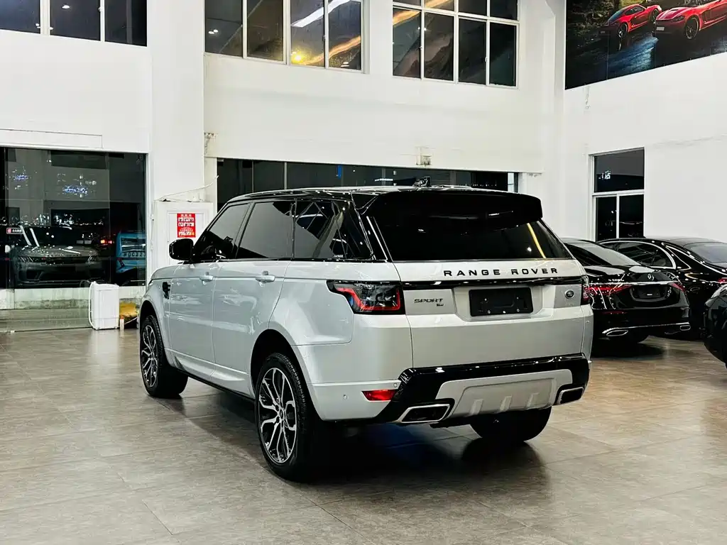 Land Rover Range Rover Sport 2022 — фото 4
