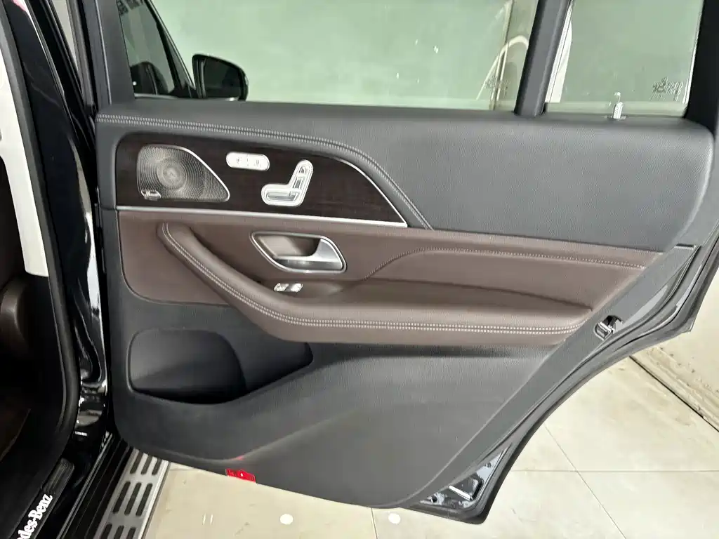 Mercedes-Benz GLS 2022 — фото 24