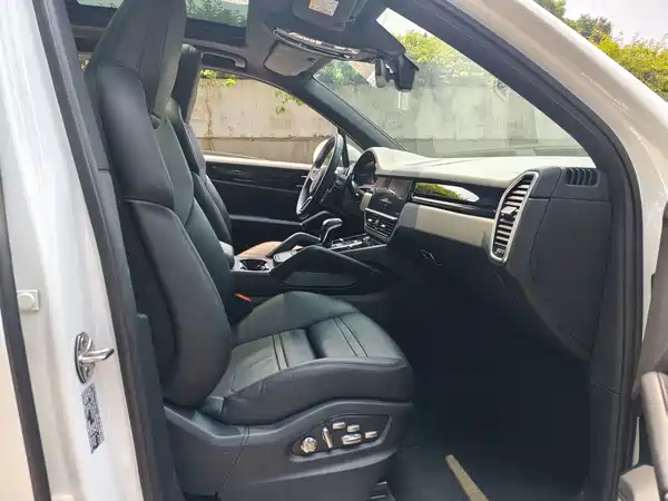 Porsche Cayenne 2019