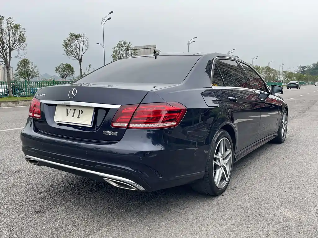 Mercedes-Benz E-Class 2015
