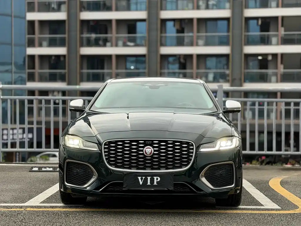 Jaguar XFL 2023 — фото 2